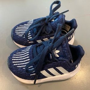 Adidas kids - size 4 navy - adidas original